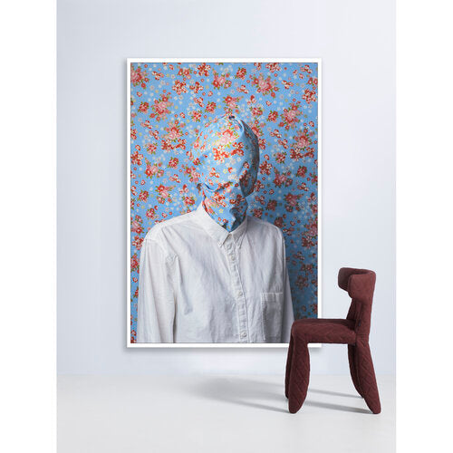 Daniel Anderson is not only an extremely accomplished Photographer, but an entirely intriguing artist. His mind is swarming with imagery that erupts constantly into ever evolving portraiture exploring human identity, emotion and existence.