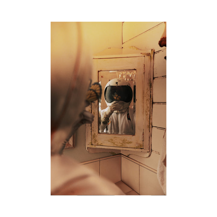 Daniel Anderson is not only an extremely accomplished Photographer, but an entirely intriguing artist. His mind is swarming with imagery that erupts constantly into ever evolving portraiture exploring human identity, emotion and existence.