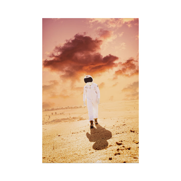 Daniel Anderson is not only an extremely accomplished Photographer, but an entirely intriguing artist. His mind is swarming with imagery that erupts constantly into ever evolving portraiture exploring human identity, emotion and existence.