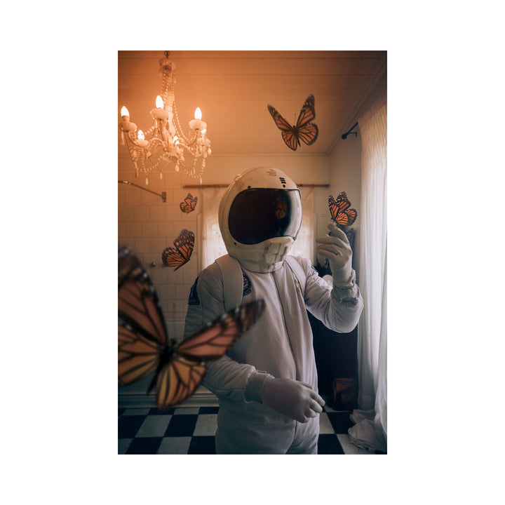 Daniel Anderson is not only an extremely accomplished Photographer, but an entirely intriguing artist. His mind is swarming with imagery that erupts constantly into ever evolving portraiture exploring human identity, emotion and existence.